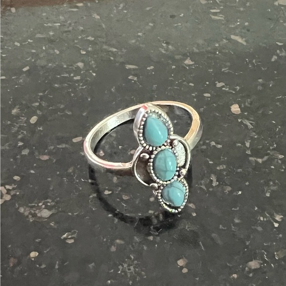 Ring - Picture 2 of 2